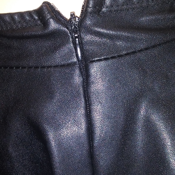 SOLD INTIMATE TREASURES BLACK LEATHER MINI SKIRT - Picture 2 of 5